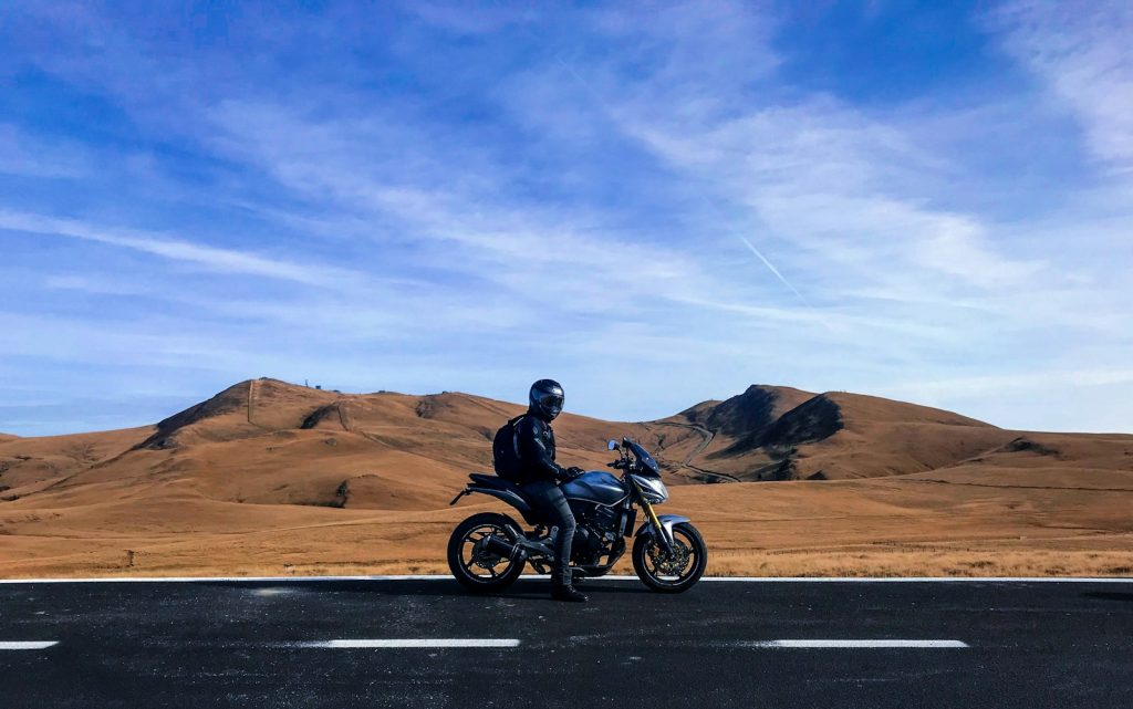 comment être à l'aise sur une moto ?